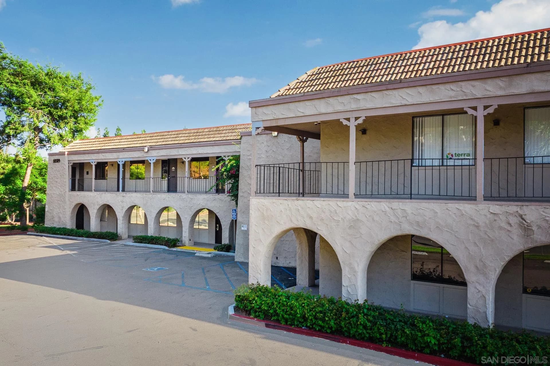 10505 & 10509 San Diego Mission Rd 434-041-06-00