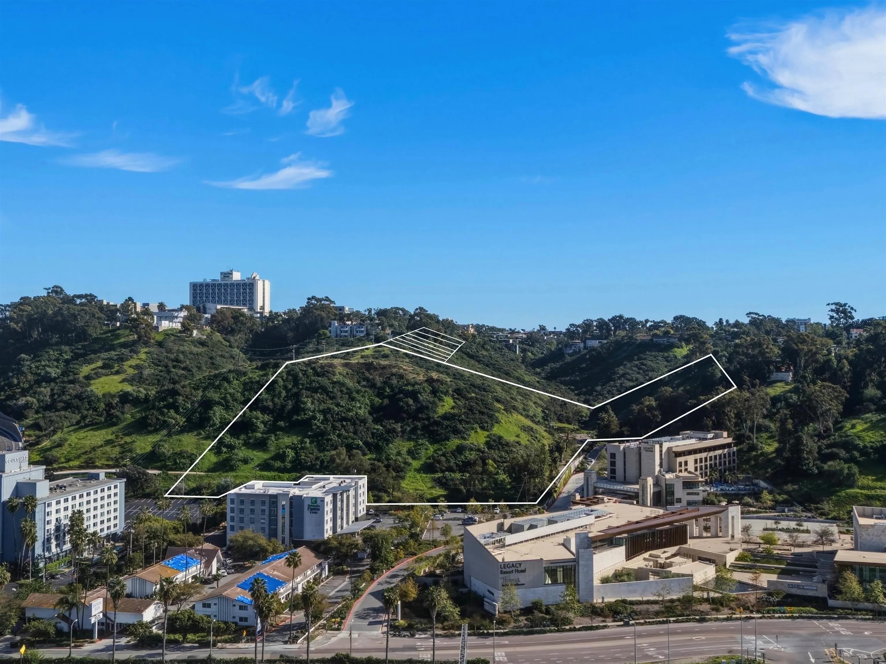 Mission Valley Near Hotel Cir S