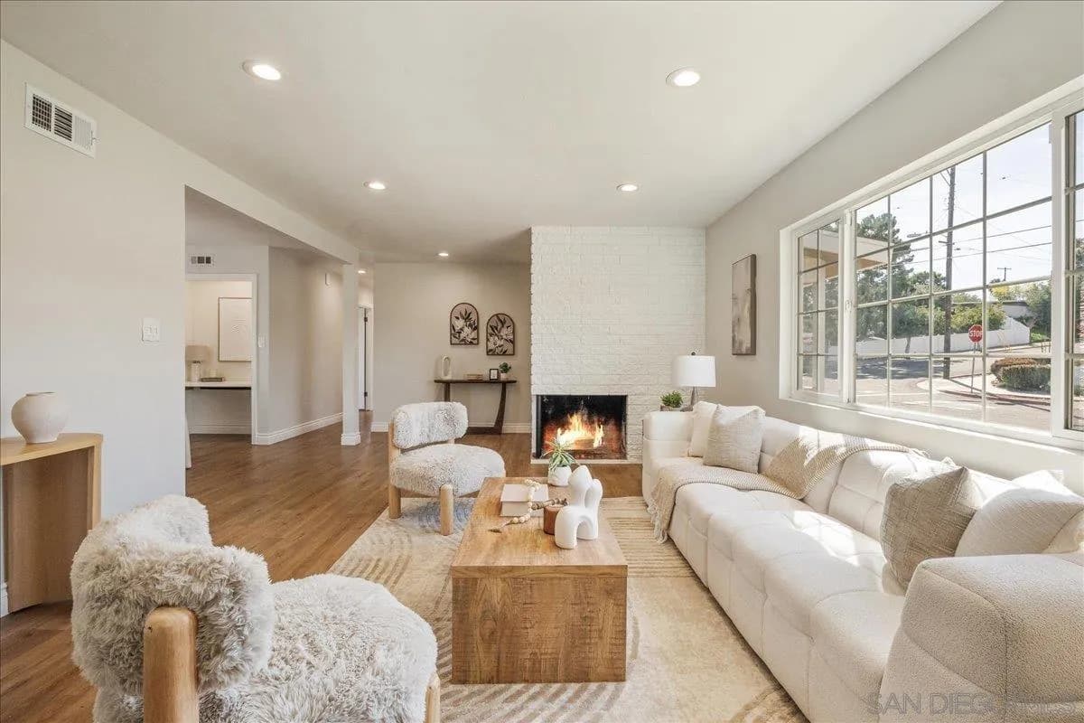 2705 Kobe Dr