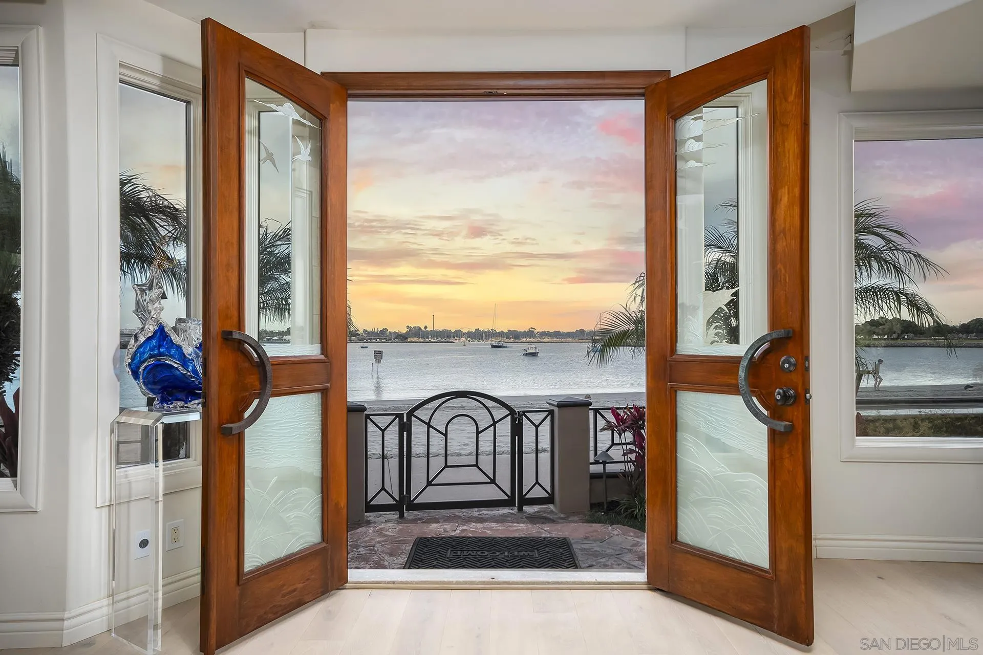 2741 Bayside Walk