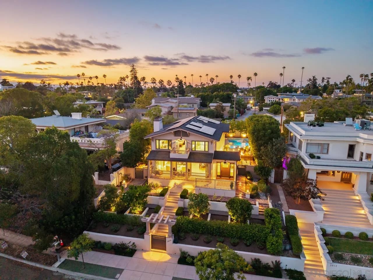 3929 Alameda Dr