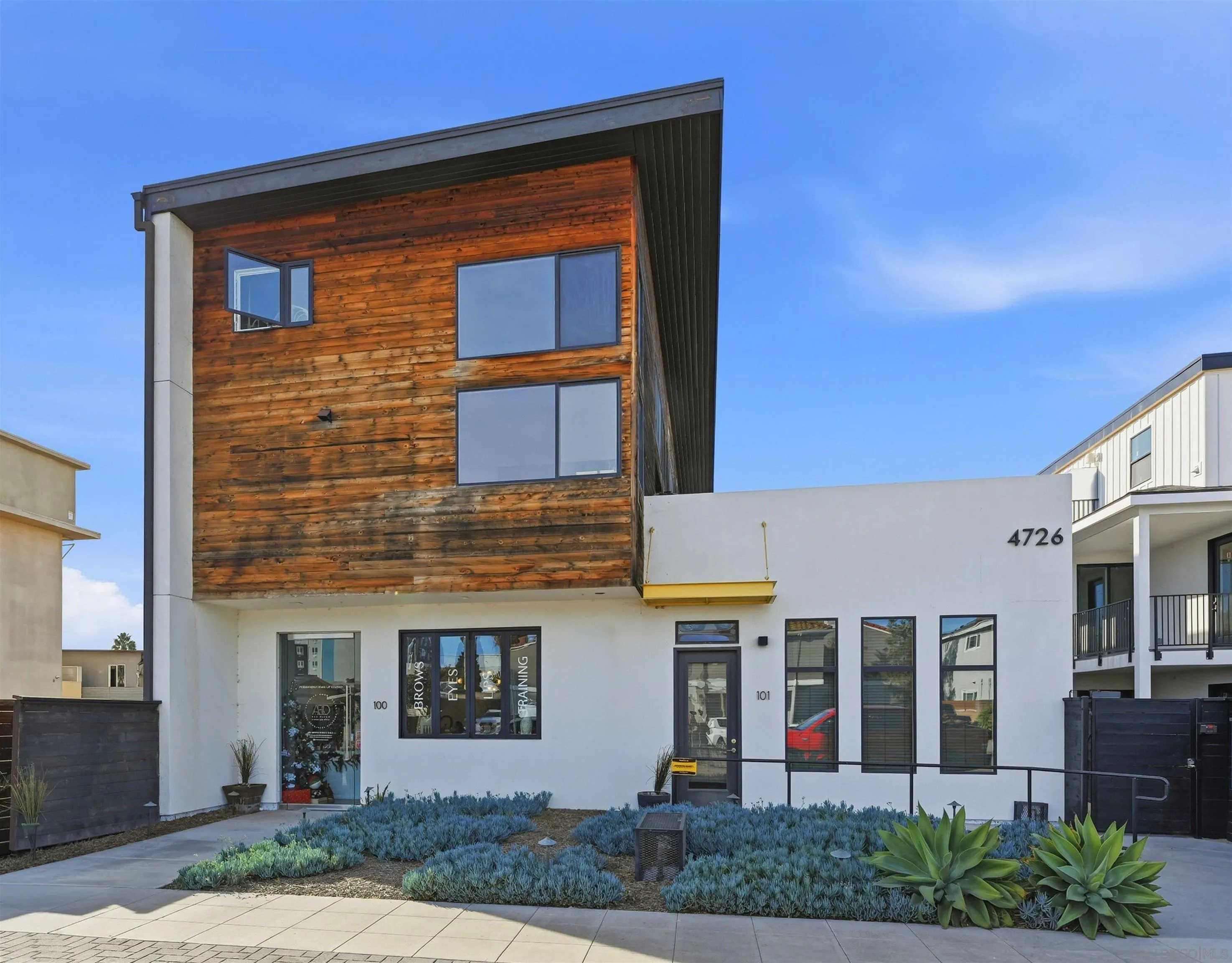 4726 Utah St